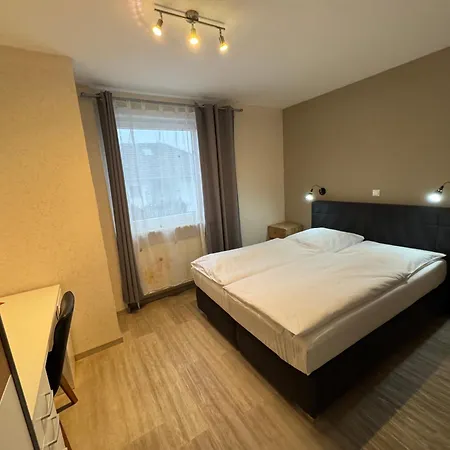 Zum Weinberg 2* Cremlingen