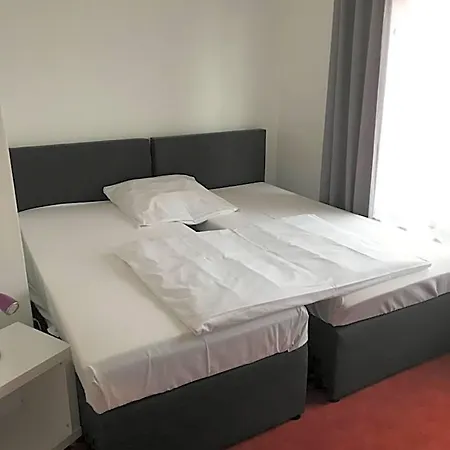 Zum Weinberg 2* Cremlingen