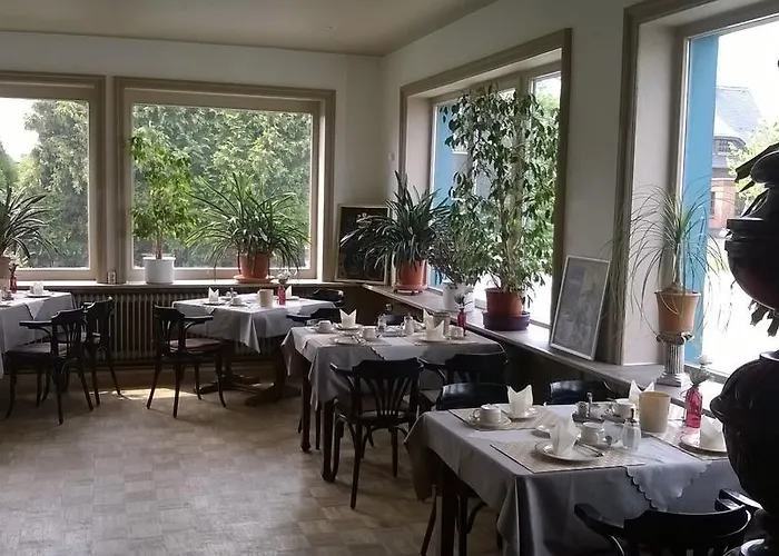 Zum Weinberg Otel Cremlingen