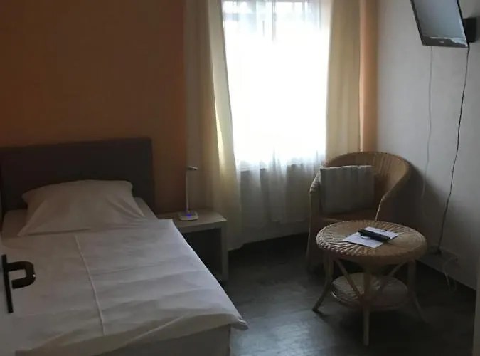 Otel Zum Weinberg